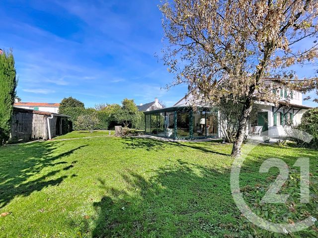 maison à vendre - 8 pièces - 210.0 m2 - REZE - 44 - PAYS-DE-LOIRE - Century 21 By Ouest