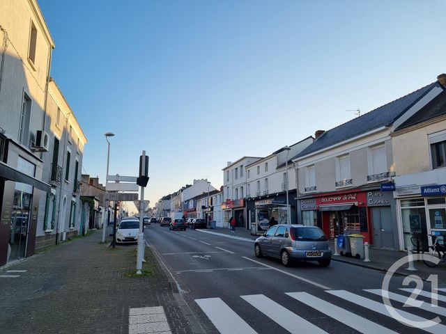  à vendre REZE