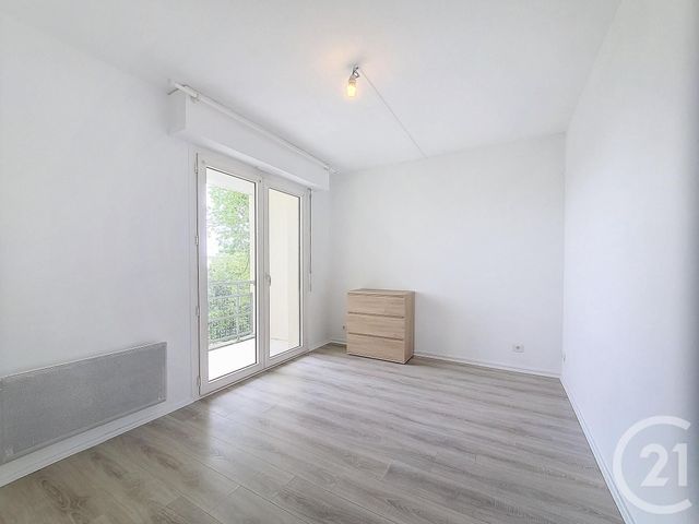 Appartement F4 à vendre - 4 pièces - 78.85 m2 - REZE - 44 - PAYS-DE-LOIRE - Century 21 By Ouest