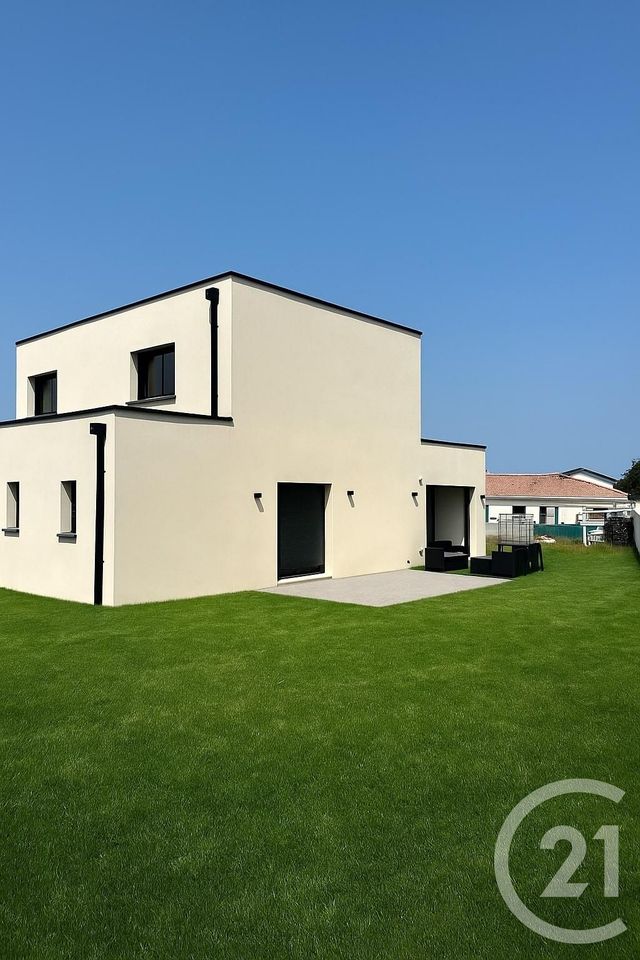 Afficher la photo en grand maison à vendre - 6 pièces - 155.69 m2 - LE BIGNON - 44 - PAYS-DE-LOIRE - Century 21 By Ouest