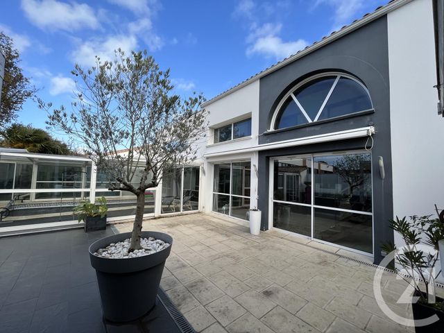 maison à vendre - 6 pièces - 263.0 m2 - REZE - 44 - PAYS-DE-LOIRE - Century 21 By Ouest