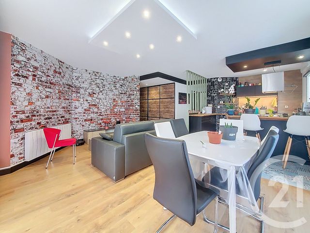 Appartement F3 à louer - 3 pièces - 63.32 m2 - REZE - 44 - PAYS-DE-LOIRE - Century 21 By Ouest