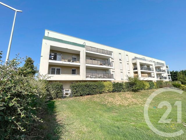 Appartement T4 à vendre - 4 pièces - 75.02 m2 - REZE - 44 - PAYS-DE-LOIRE - Century 21 By Ouest