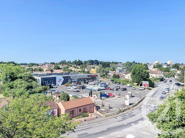 Appartement T4 à vendre - 4 pièces - 78.19 m2 - REZE - 44 - PAYS-DE-LOIRE - Century 21 By Ouest