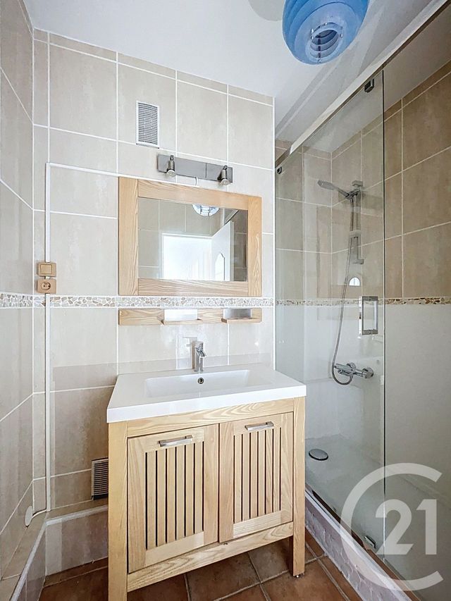 Appartement T4 à vendre - 4 pièces - 78.19 m2 - REZE - 44 - PAYS-DE-LOIRE - Century 21 By Ouest