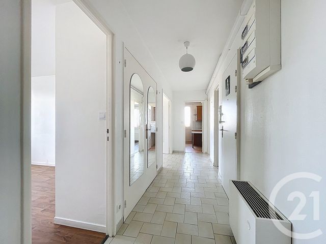 Appartement T4 à vendre - 4 pièces - 78.19 m2 - REZE - 44 - PAYS-DE-LOIRE - Century 21 By Ouest