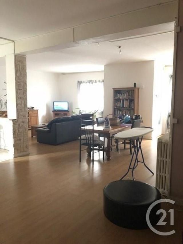 maison - LA MONTAGNE - 44