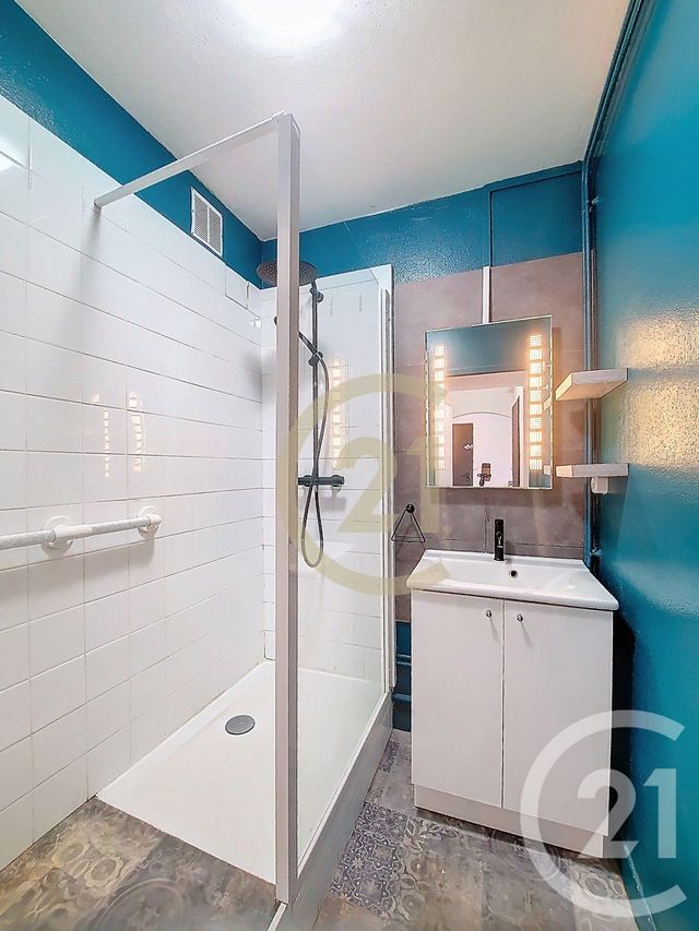 Appartement F3 à louer - 3 pièces - 56.94 m2 - REZE - 44 - PAYS-DE-LOIRE - Century 21 By Ouest