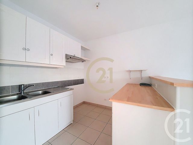 Afficher la photo en grand Appartement F3 à louer - 3 pièces - 63.45 m2 - REZE - 44 - PAYS-DE-LOIRE - Century 21 By Ouest