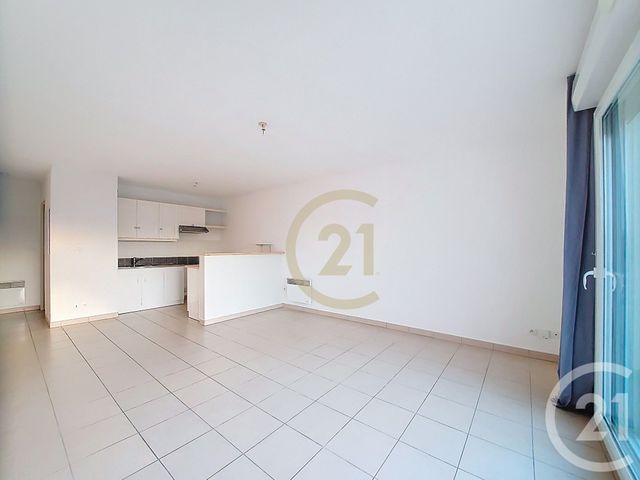 Afficher la photo en grand Appartement F3 à louer - 3 pièces - 63.45 m2 - REZE - 44 - PAYS-DE-LOIRE - Century 21 By Ouest