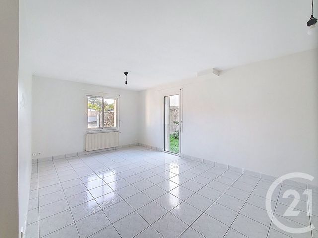 Afficher la photo en grand maison à louer - 5 pièces - 127.04 m2 - BASSE GOULAINE - 44 - PAYS-DE-LOIRE - Century 21 By Ouest
