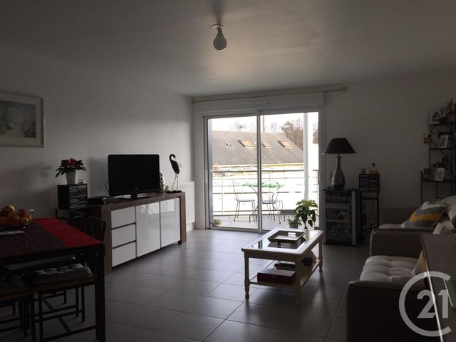 Afficher la photo en grand Appartement F3 à louer - 3 pièces - 68.48 m2 - CARQUEFOU - 44 - PAYS-DE-LOIRE - Century 21 By Ouest
