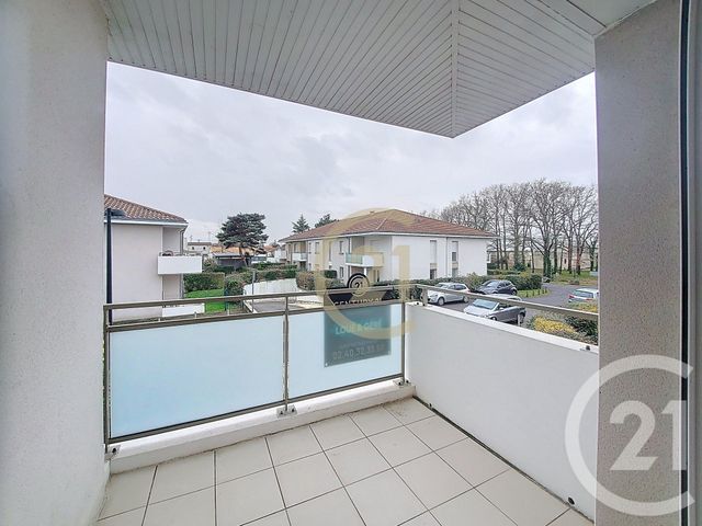 Appartement F3 à louer - 3 pièces - 65.21 m2 - ST SEBASTIEN SUR LOIRE - 44 - PAYS-DE-LOIRE - Century 21 By Ouest