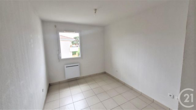 Appartement F3 à louer - 3 pièces - 65.21 m2 - ST SEBASTIEN SUR LOIRE - 44 - PAYS-DE-LOIRE - Century 21 By Ouest