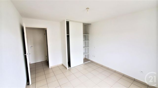 Appartement F3 à louer - 3 pièces - 65.21 m2 - ST SEBASTIEN SUR LOIRE - 44 - PAYS-DE-LOIRE - Century 21 By Ouest