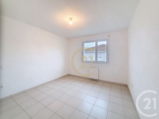 Appartement F3 à louer - 3 pièces - 65.21 m2 - ST SEBASTIEN SUR LOIRE - 44 - PAYS-DE-LOIRE - Century 21 By Ouest