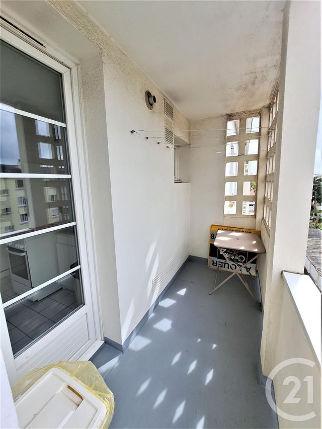 Appartement F3 à louer - 3 pièces - 51.83 m2 - REZE - 44 - PAYS-DE-LOIRE - Century 21 By Ouest