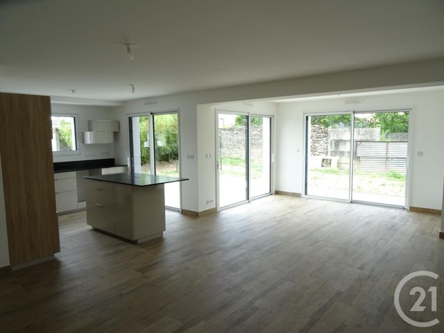 maison à louer - 5 pièces - 122.51 m2 - BASSE GOULAINE - 44 - PAYS-DE-LOIRE - Century 21 By Ouest