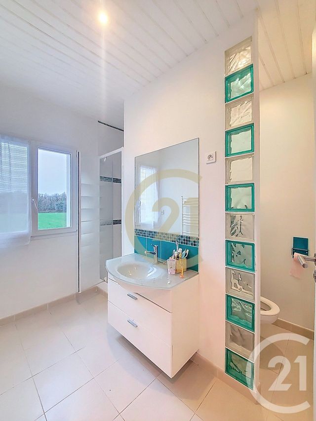 maison à louer - 6 pièces - 150.0 m2 - CHATEAU THEBAUD - 44 - PAYS-DE-LOIRE - Century 21 Harmony