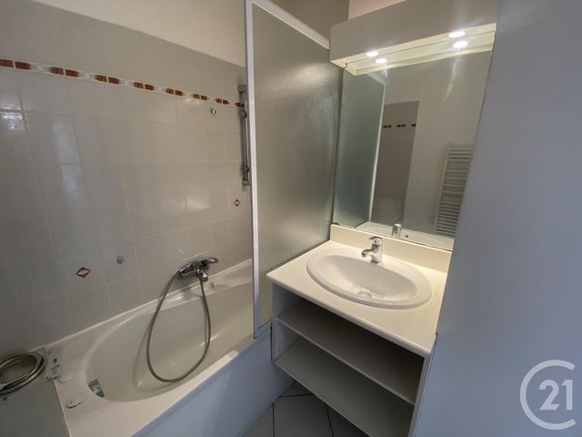 Appartement F3 à louer - 3 pièces - 62.13 m2 - NANTES - 44 - PAYS-DE-LOIRE - Century 21 Harmony