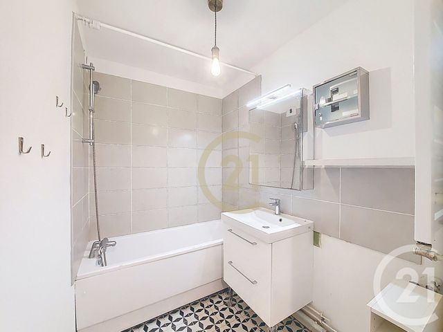 Appartement F4 à louer - 4 pièces - 86.13 m2 - NANTES - 44 - PAYS-DE-LOIRE - Century 21 Harmony