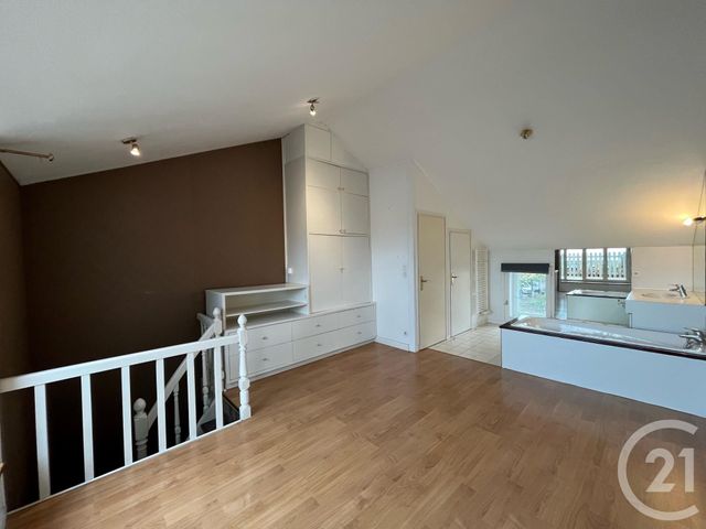 Appartement F2 à louer - 2 pièces - 55.35 m2 - REZE - 44 - PAYS-DE-LOIRE - Century 21 Harmony