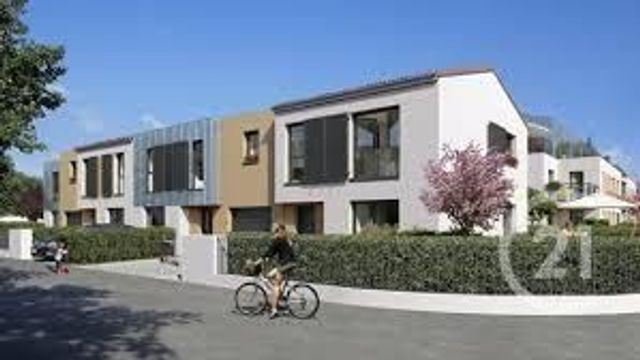 Appartement F3 à louer - 3 pièces - 64.36 m2 - ST SEBASTIEN SUR LOIRE - 44 - PAYS-DE-LOIRE - Century 21 Harmony