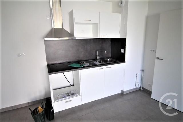 Appartement F3 à louer - 3 pièces - 64.36 m2 - ST SEBASTIEN SUR LOIRE - 44 - PAYS-DE-LOIRE - Century 21 Harmony